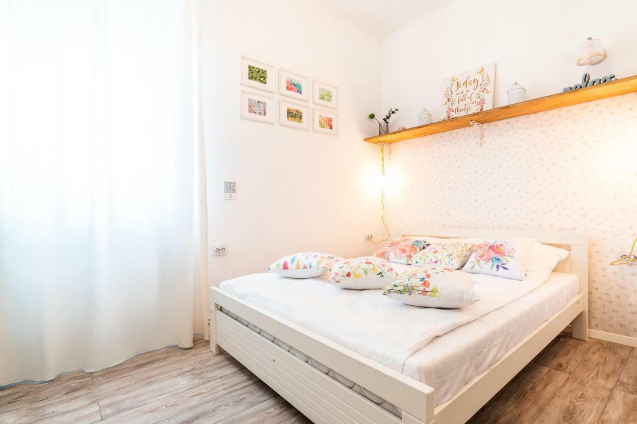 Bonton Apartments Sibiu Exterior photo
